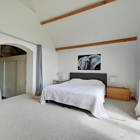 B&B Pompgebouw Aan De Rijn Tolkamer Extérieur photo
